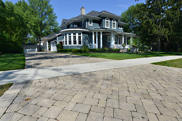 Best Professional Driveway Pavers  in Woodbranch, TX